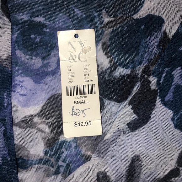 NY&COMPANY TOP - Picture 4 of 5